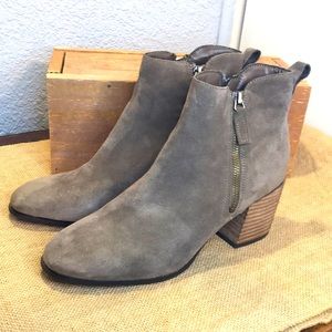 Blondo waterproof suede leather boots